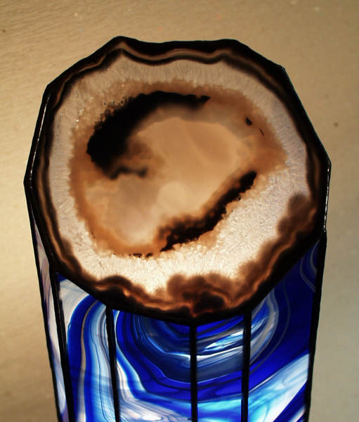 Lamp Colts 04, a great picture of it's lighted agate slice