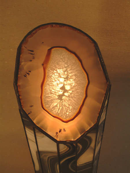 Lampe Lamp Agate, Grossaufnahme des leuchteden Achates