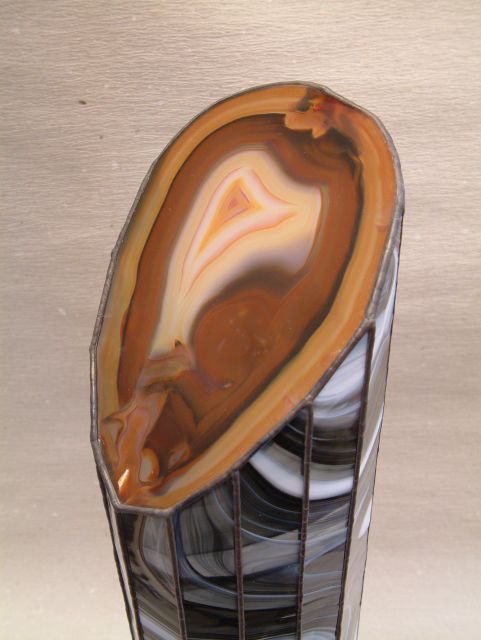 Lamp Brown Snake, a great photo of it's agate 