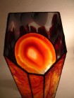 die leuchtende Lampe The Flame, Detailfoto der Oberfläche aus Achat und Glas